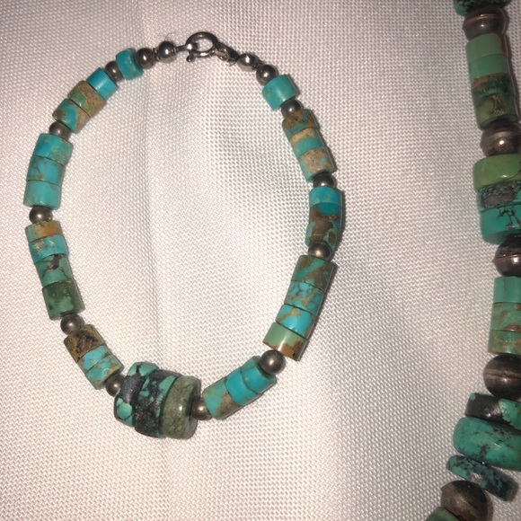 ~Custom~ stunning turquoise necklace, earrings set - Picture 2 of 6